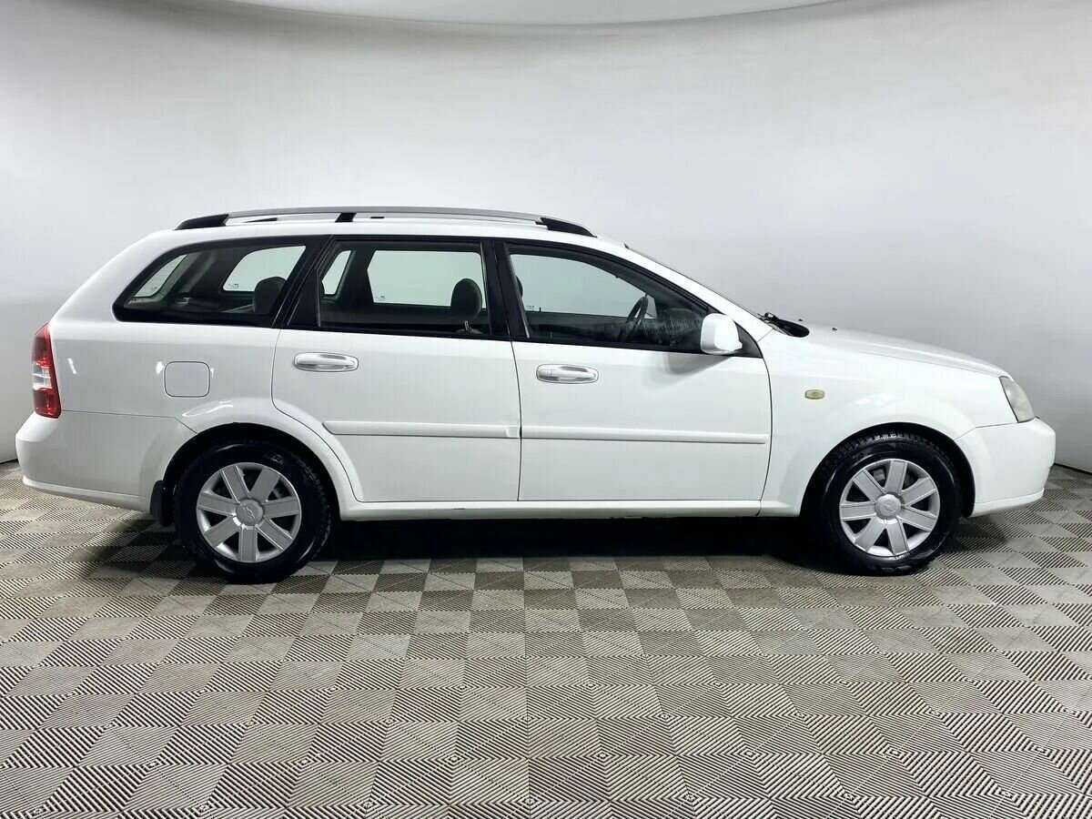 Chevrolet Lacetti, 2012 - фото №4