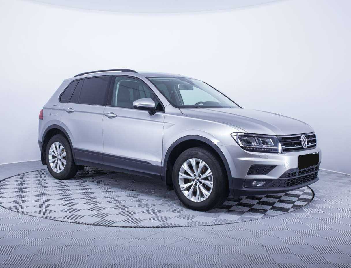 Volkswagen Tiguan, 2020 - фото №3
