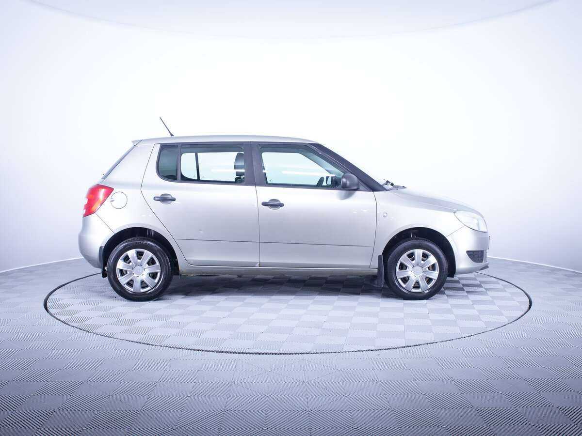 Skoda Fabia, 2013 - фото №4
