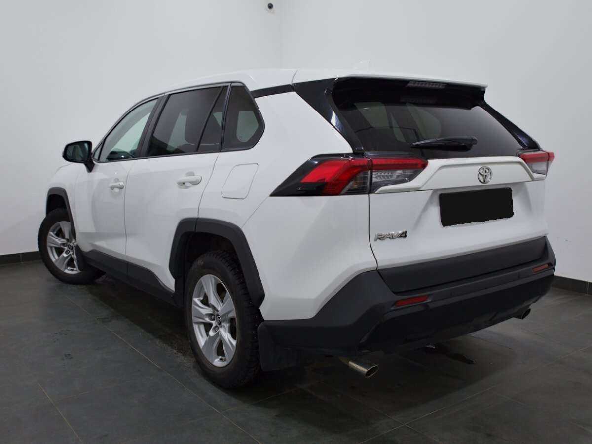 Toyota RAV4, 2020 - фото №3