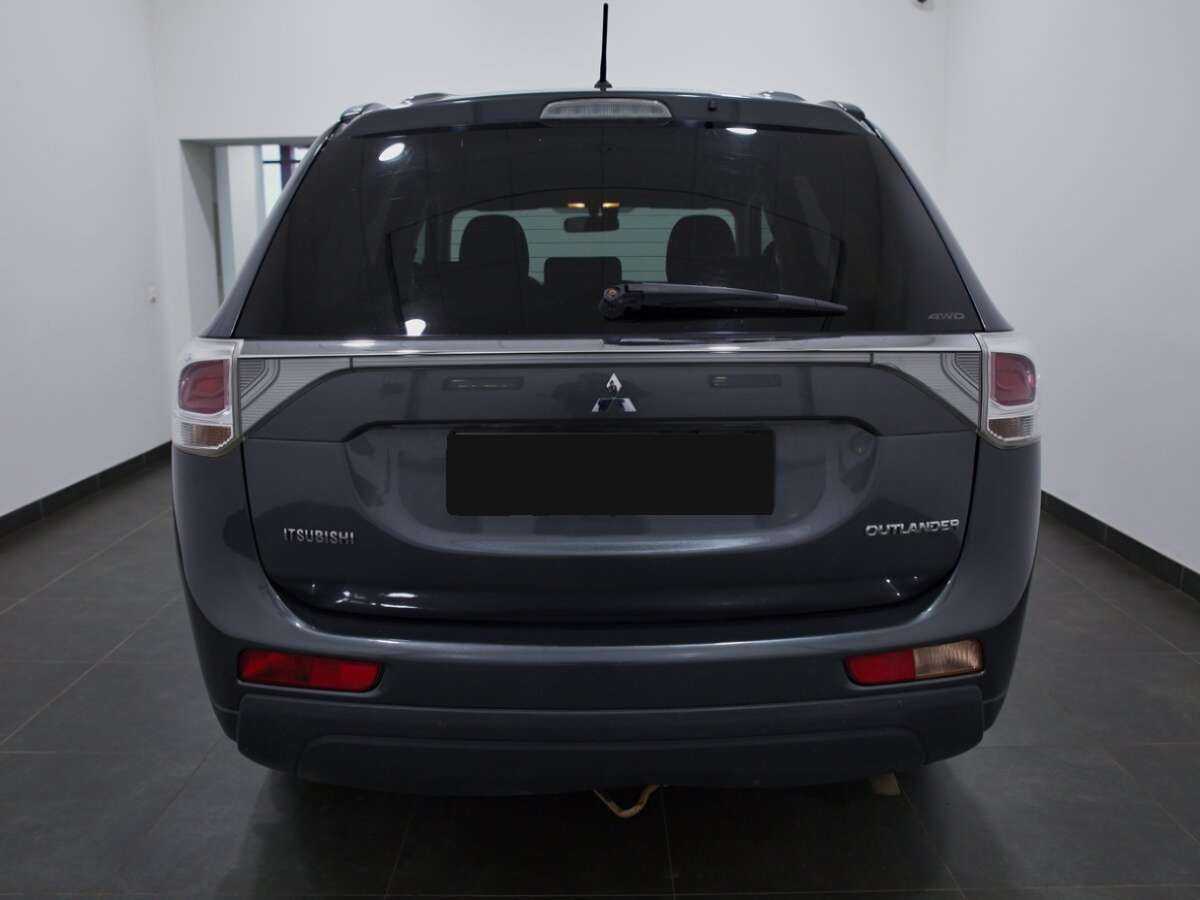 Mitsubishi Outlander, 2013 - фото №4