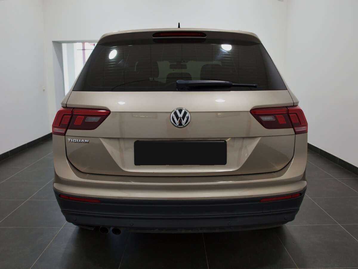 Volkswagen Tiguan, 2018 - фото №4