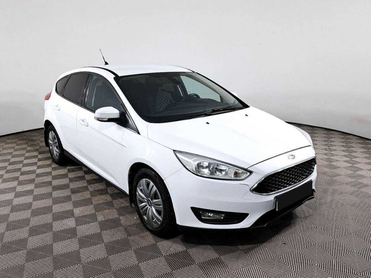 Ford Focus, 2018 - фото №3