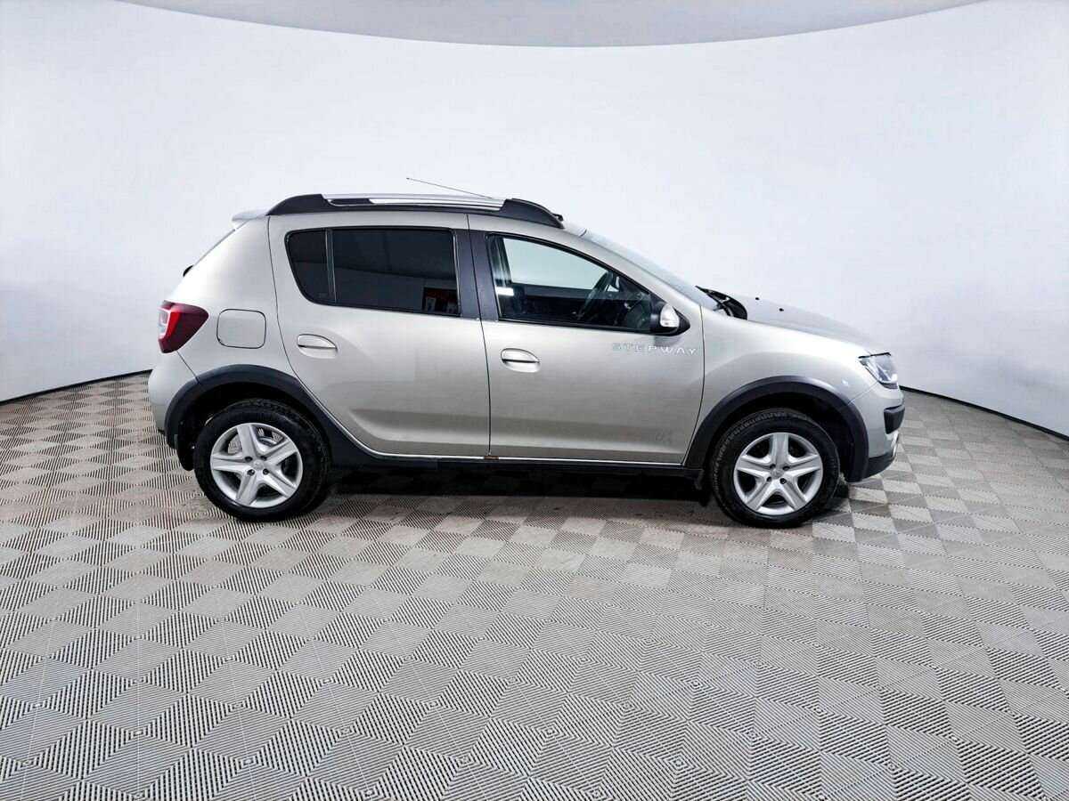 Renault Sandero Stepway, 2017 - фото №4