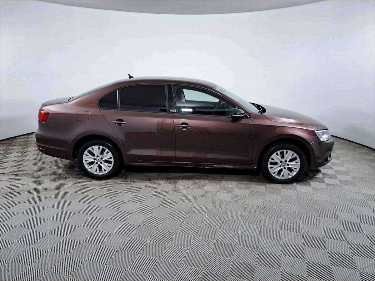 Volkswagen Jetta, 2014 - фото №4