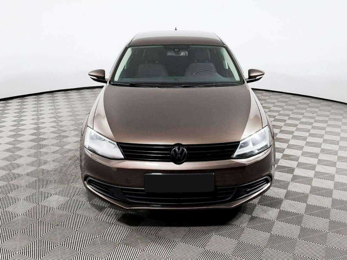 Volkswagen Jetta, 2013 - фото №2