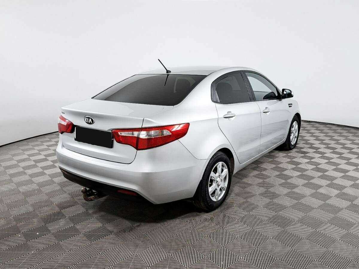 Kia Rio 6-speed, 2015 - фото №4
