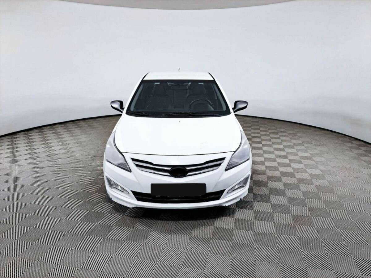 Hyundai Solaris, 2014 - фото №2