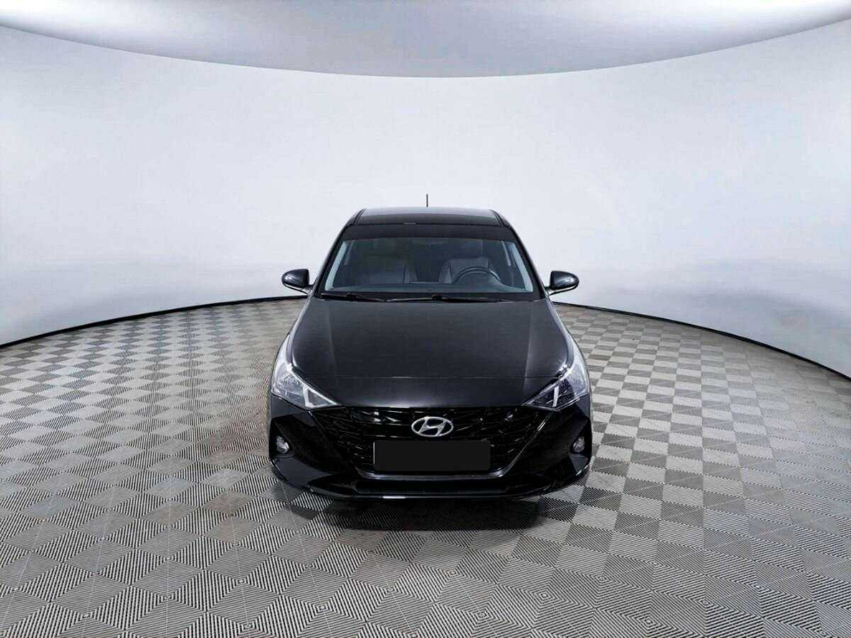 Hyundai Solaris, 2022 - фото №2