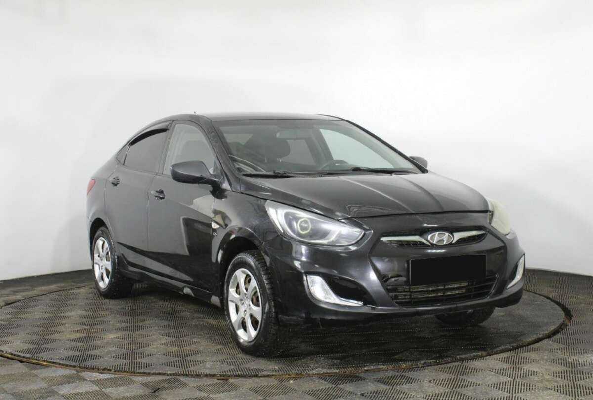 Hyundai Solaris, 2013 - фото №3