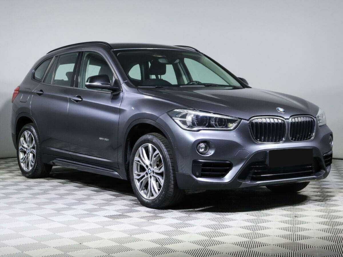 BMW X1 20i xDrive, 2017 - фото №3