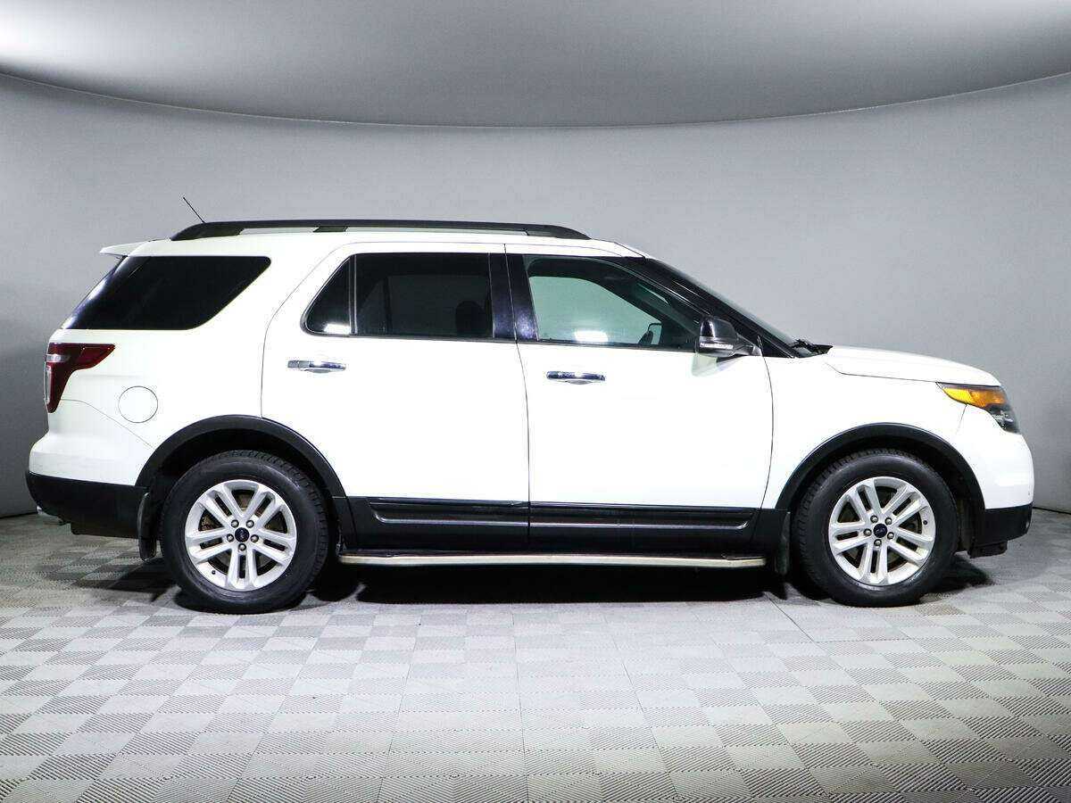 Ford Explorer Sport, 2014 - фото №4