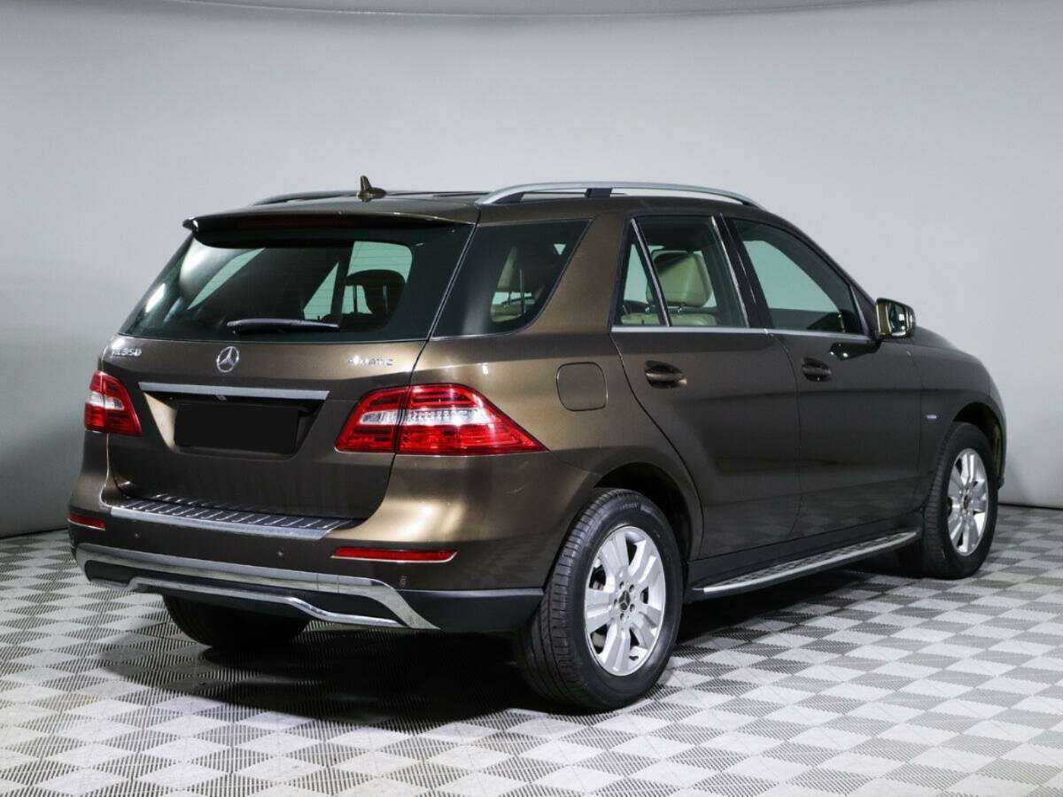 Mercedes-Benz M-Класс 350, 2012 - фото №4