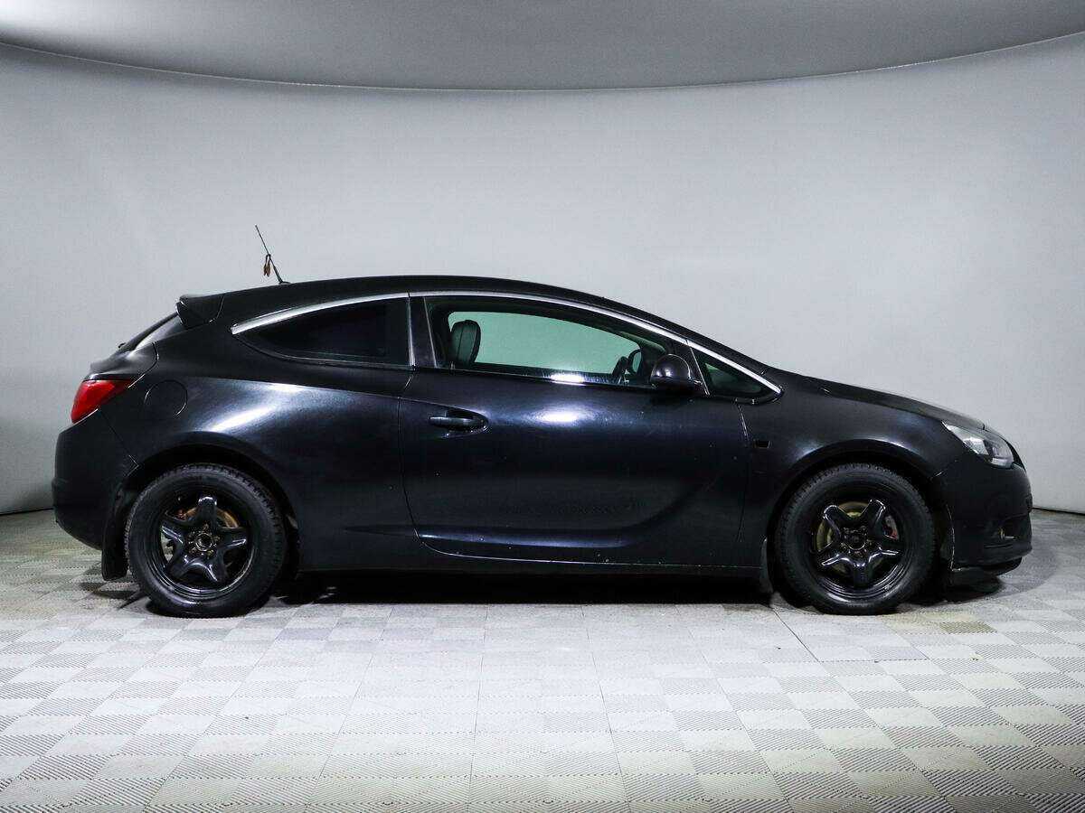 Opel Astra GTC, 2013 - фото №4