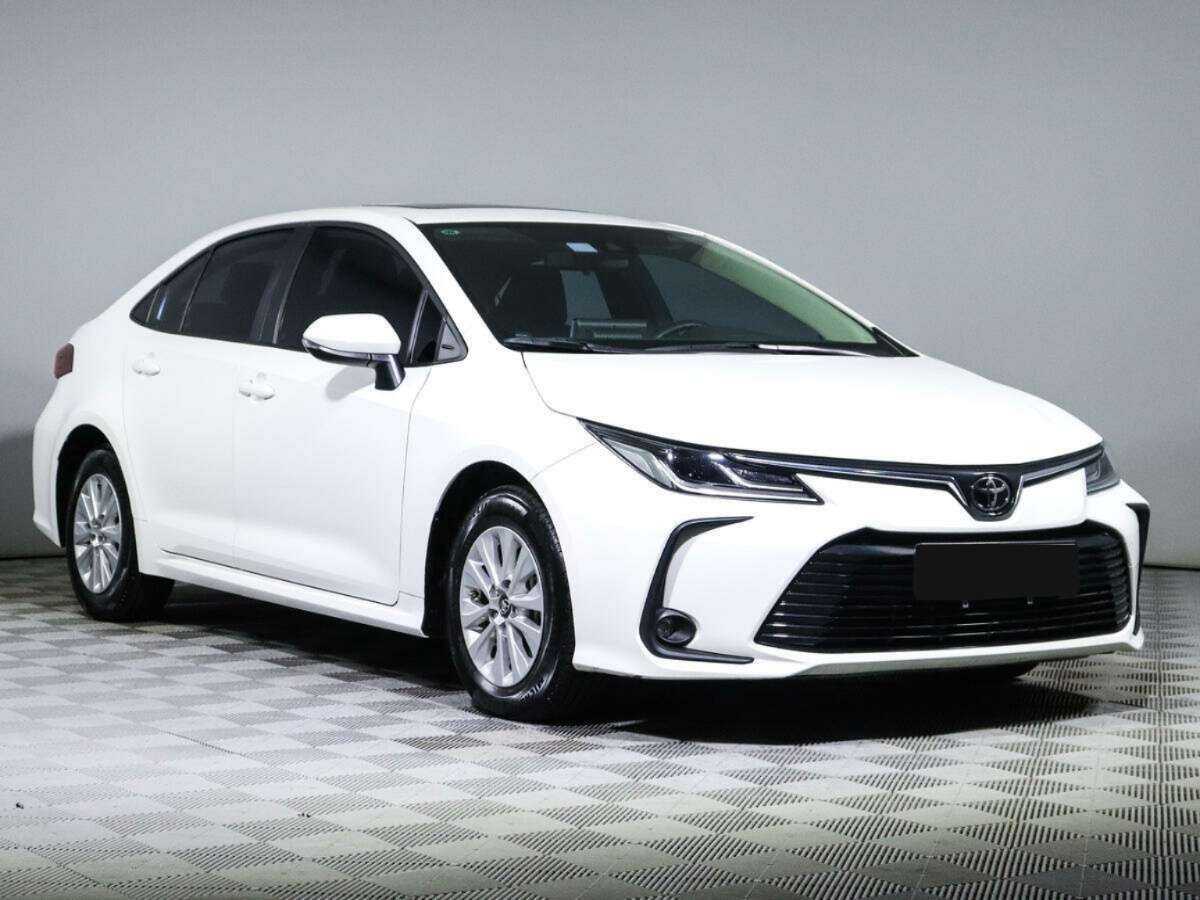 Toyota Corolla, 2022 - фото №3