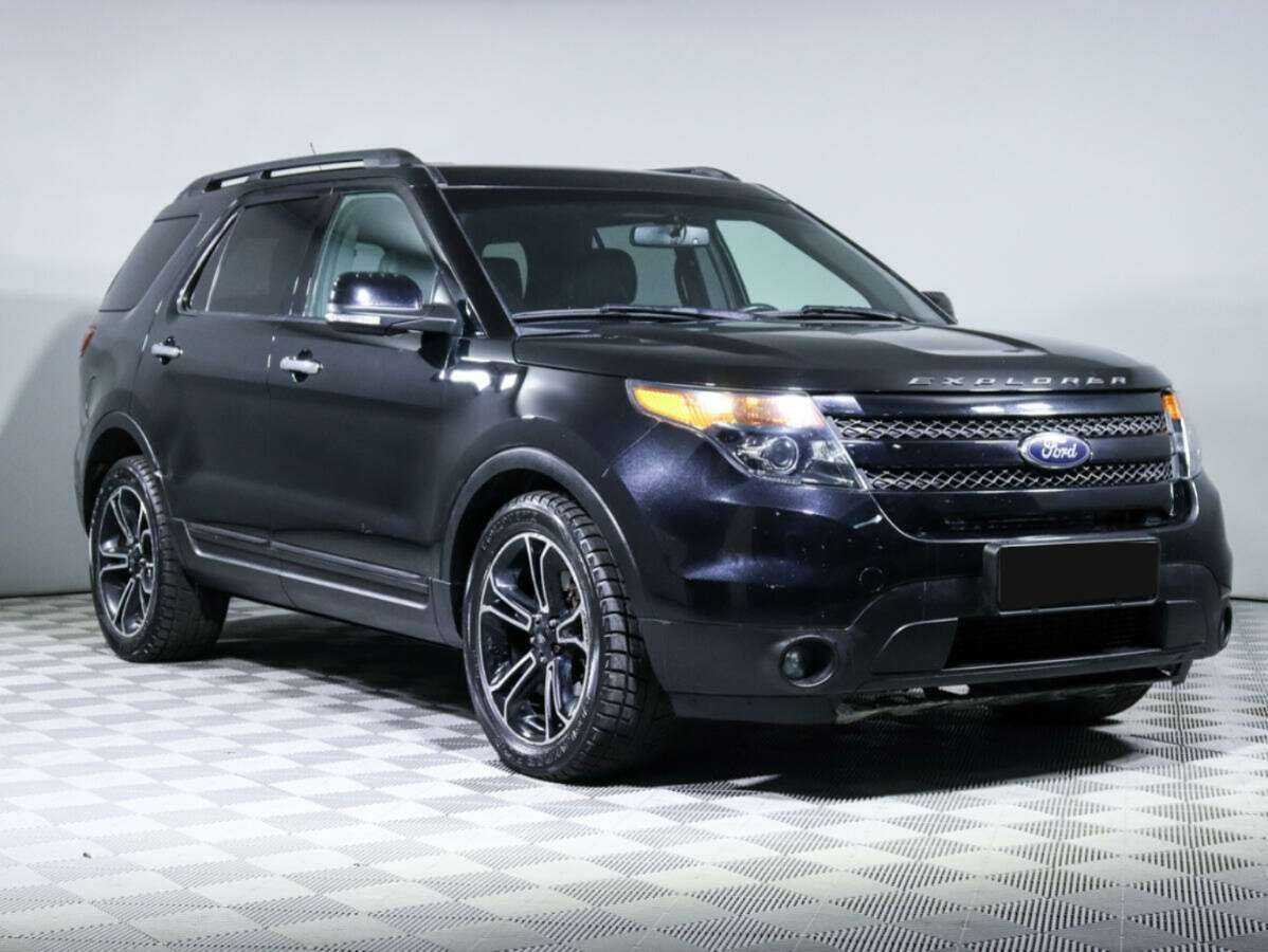 Ford Explorer Sport, 2013 - фото №2
