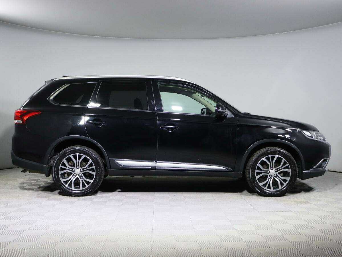 Mitsubishi Outlander, 2018 - фото №4