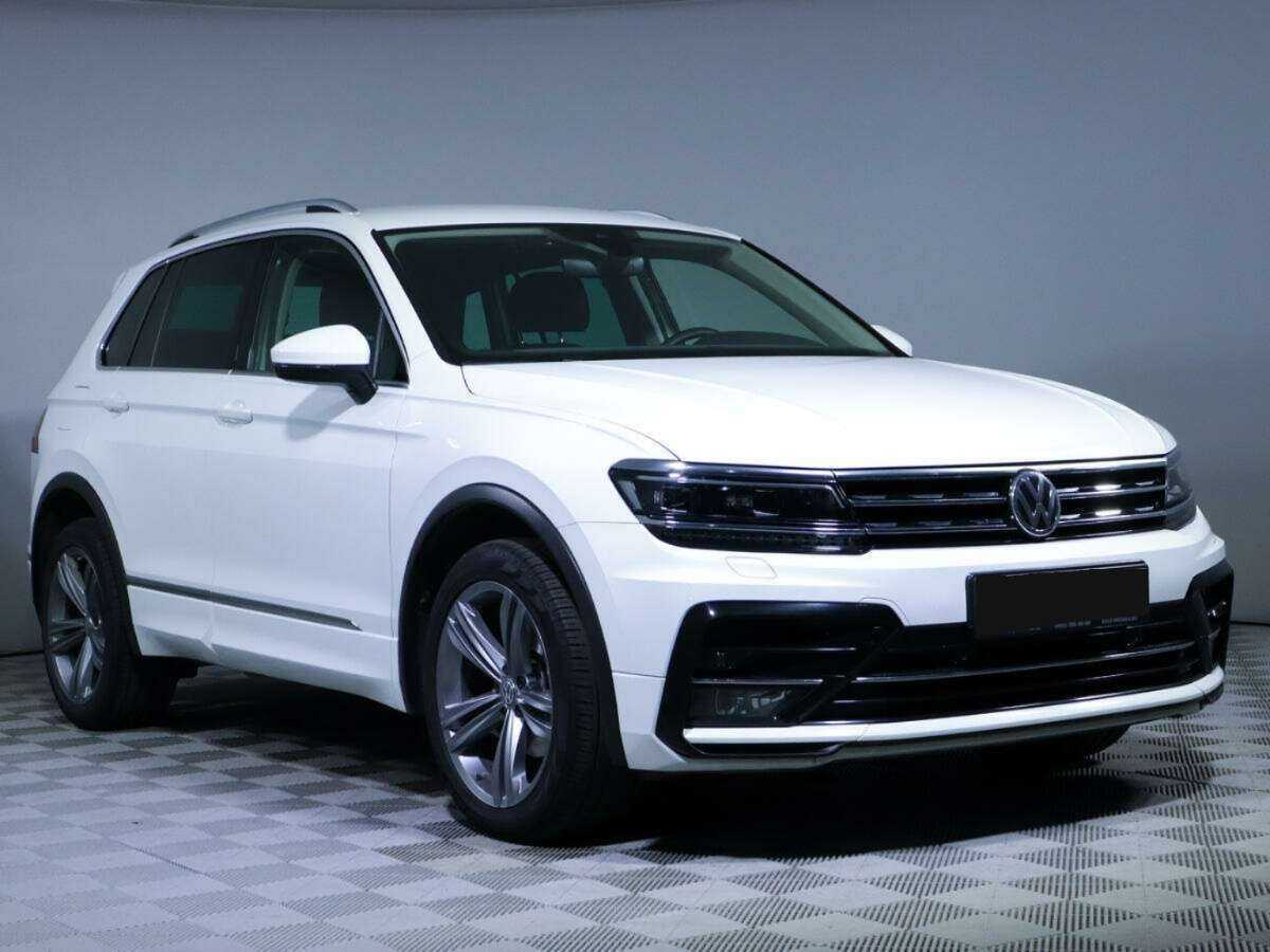 Volkswagen Tiguan, 2019 - фото №3