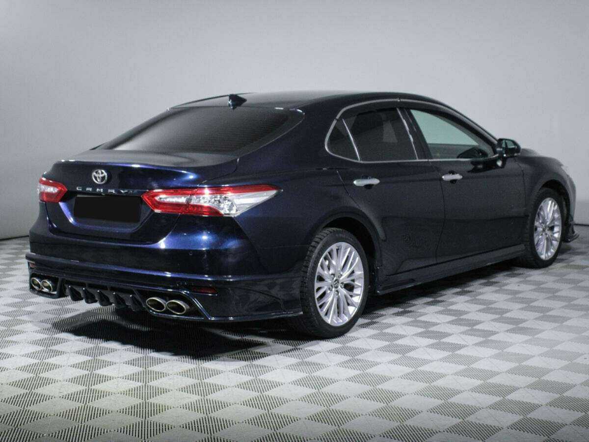 Toyota Camry, 2018 - фото №4
