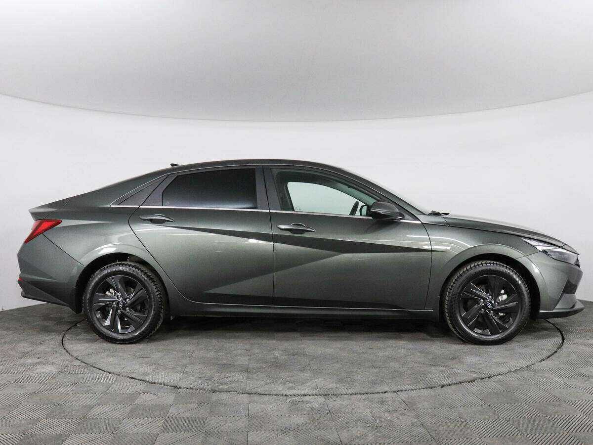 Hyundai Elantra, 2022 - фото №4