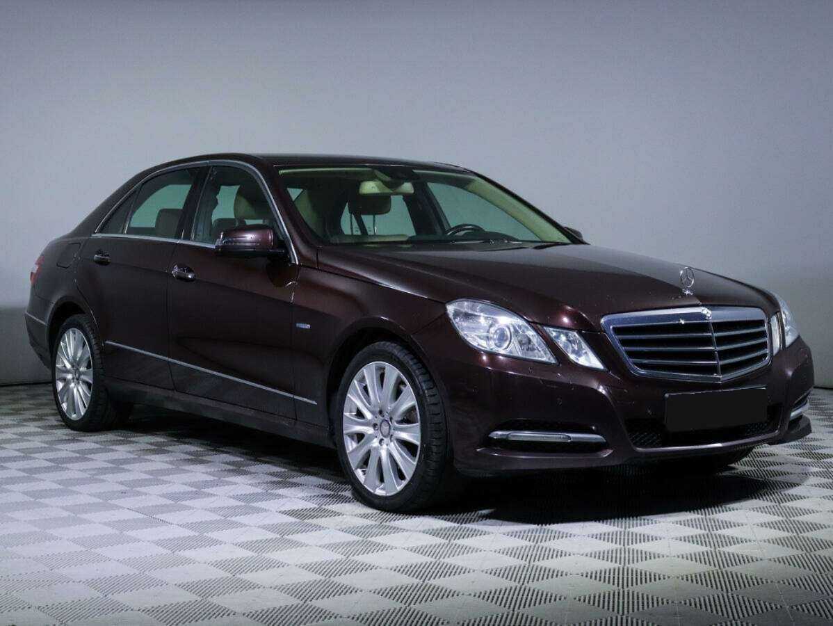 Mercedes-Benz E-Класс 350, 2012 - фото №3
