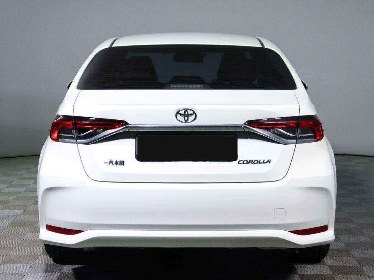 Toyota Corolla, 2022 - фото №4