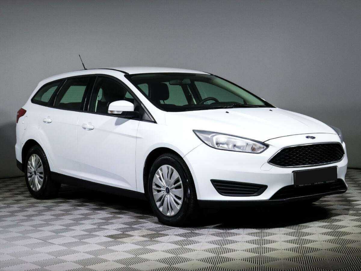 Ford Focus, 2018 - фото №3