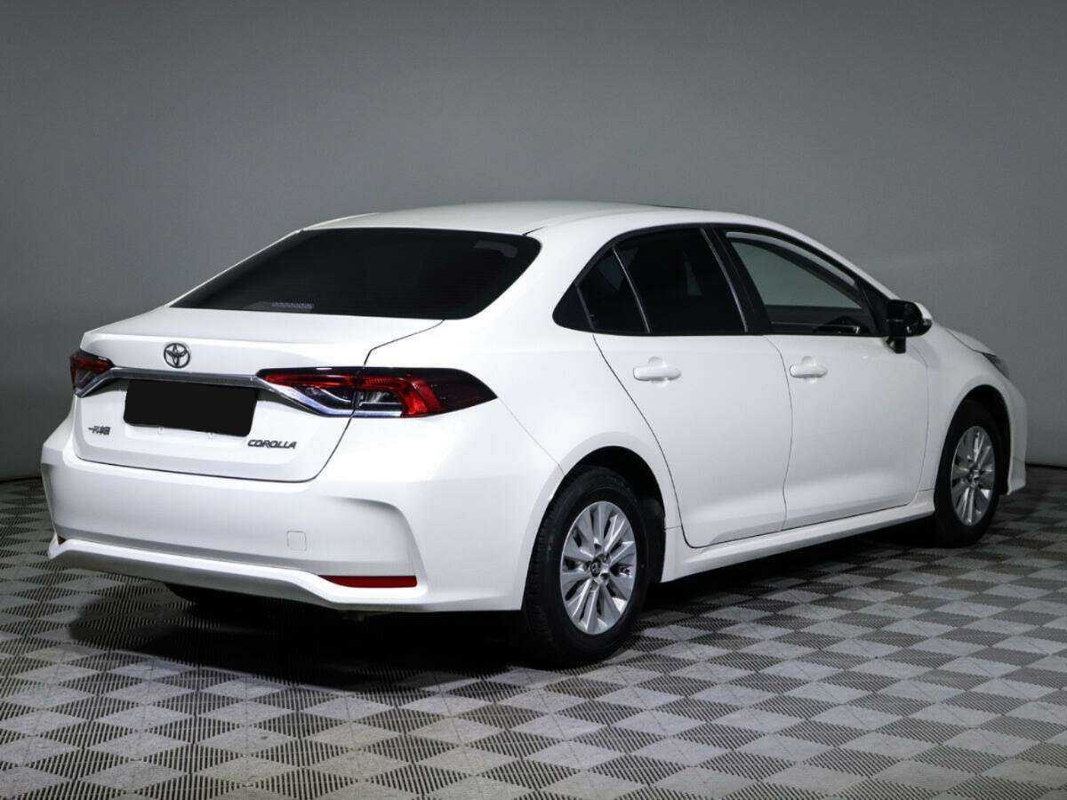 Toyota Corolla, 2022 - фото №4