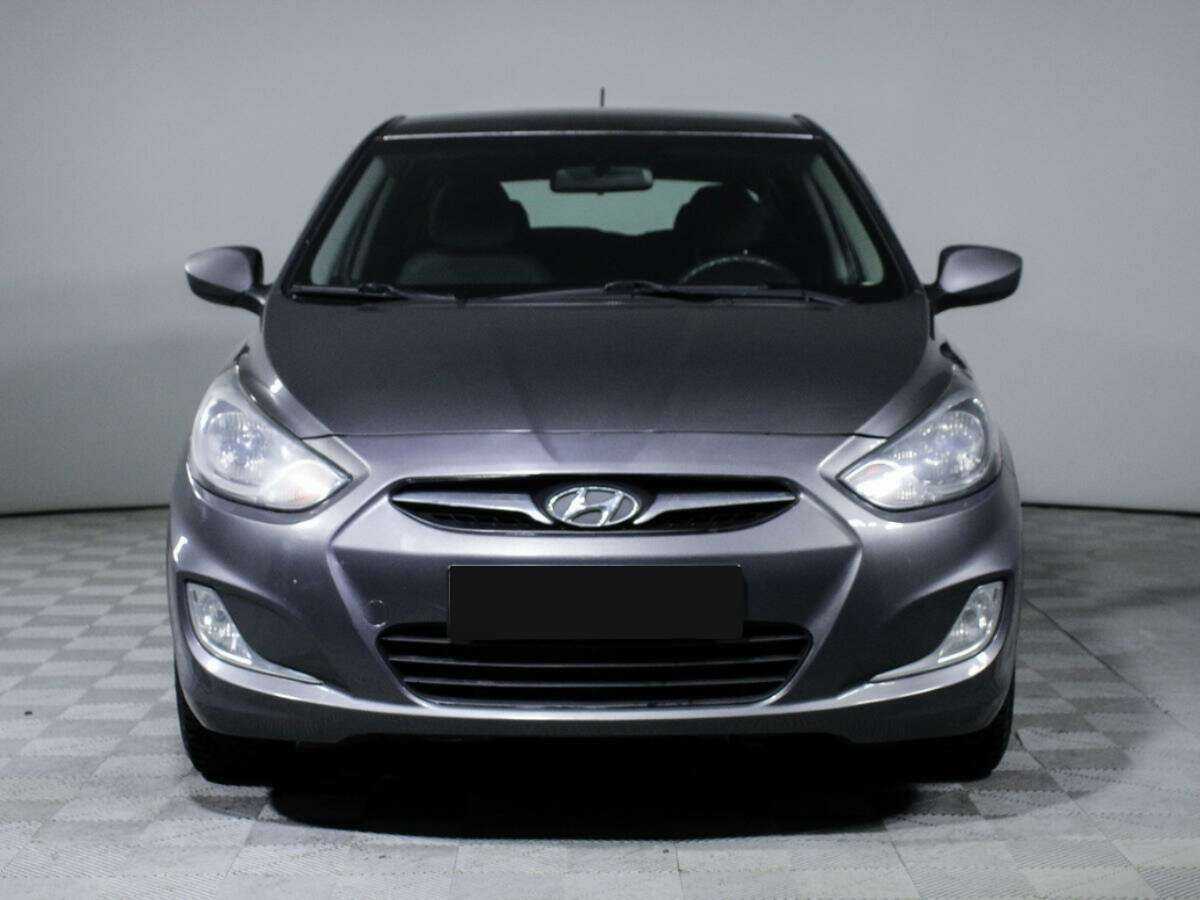 Hyundai Solaris, 2012 - фото №2