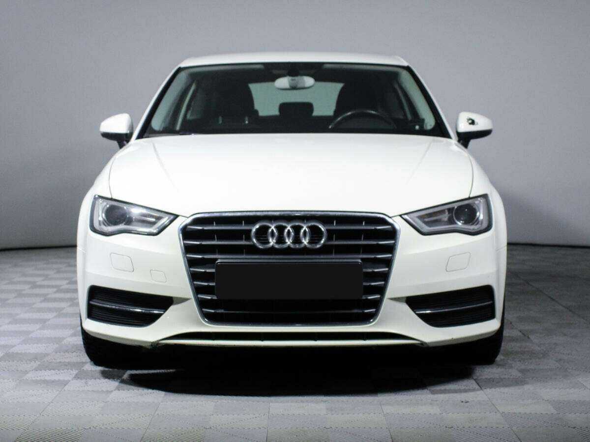 Audi A3, 2012 - фото №2