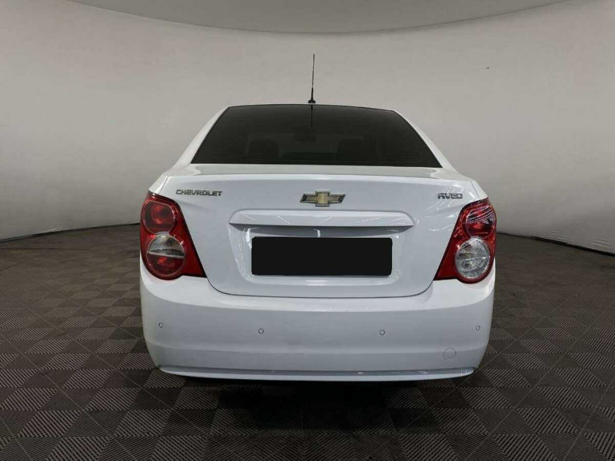 Chevrolet Aveo, 2015