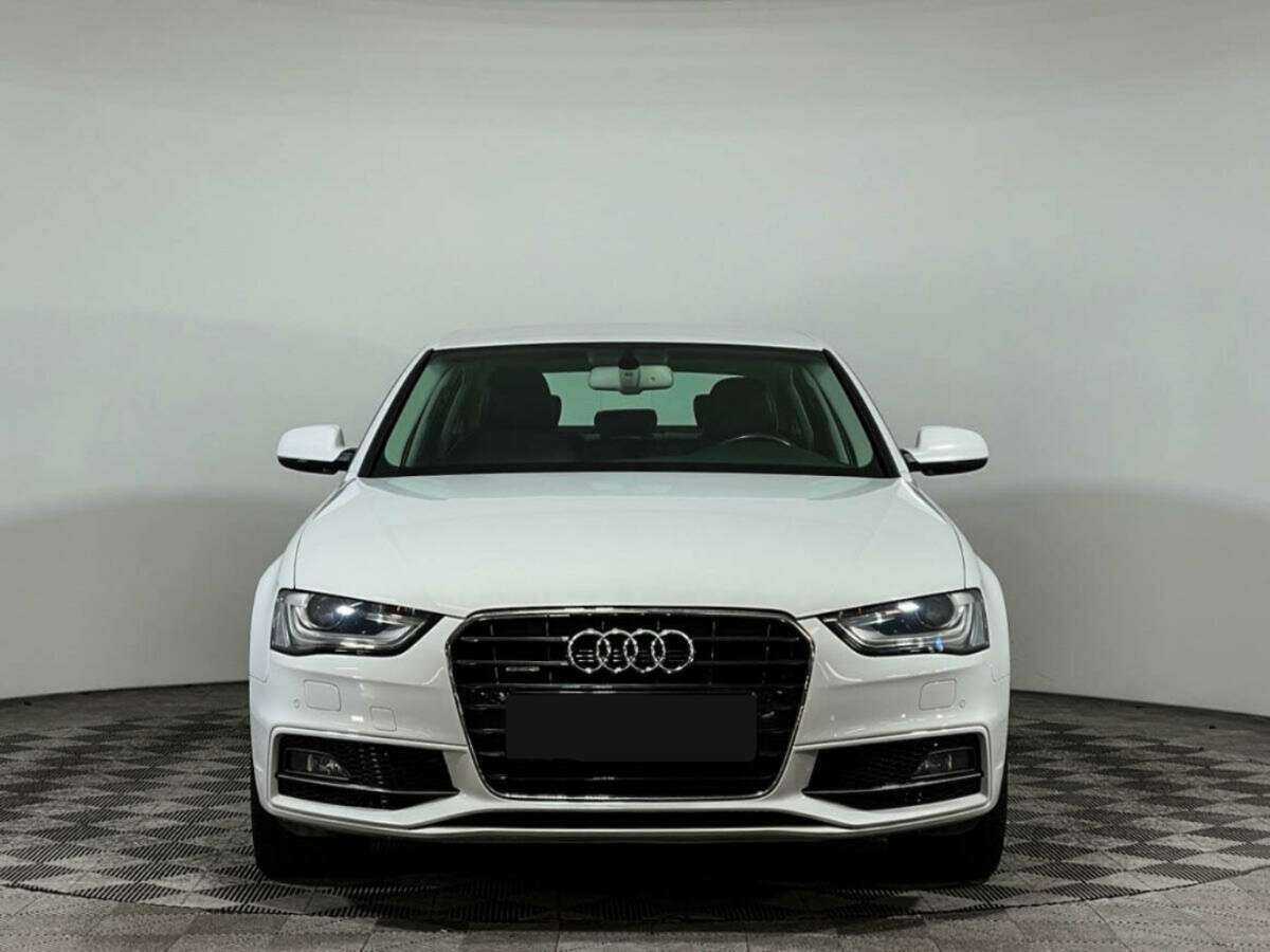 Audi A4, 2013 - фото №2