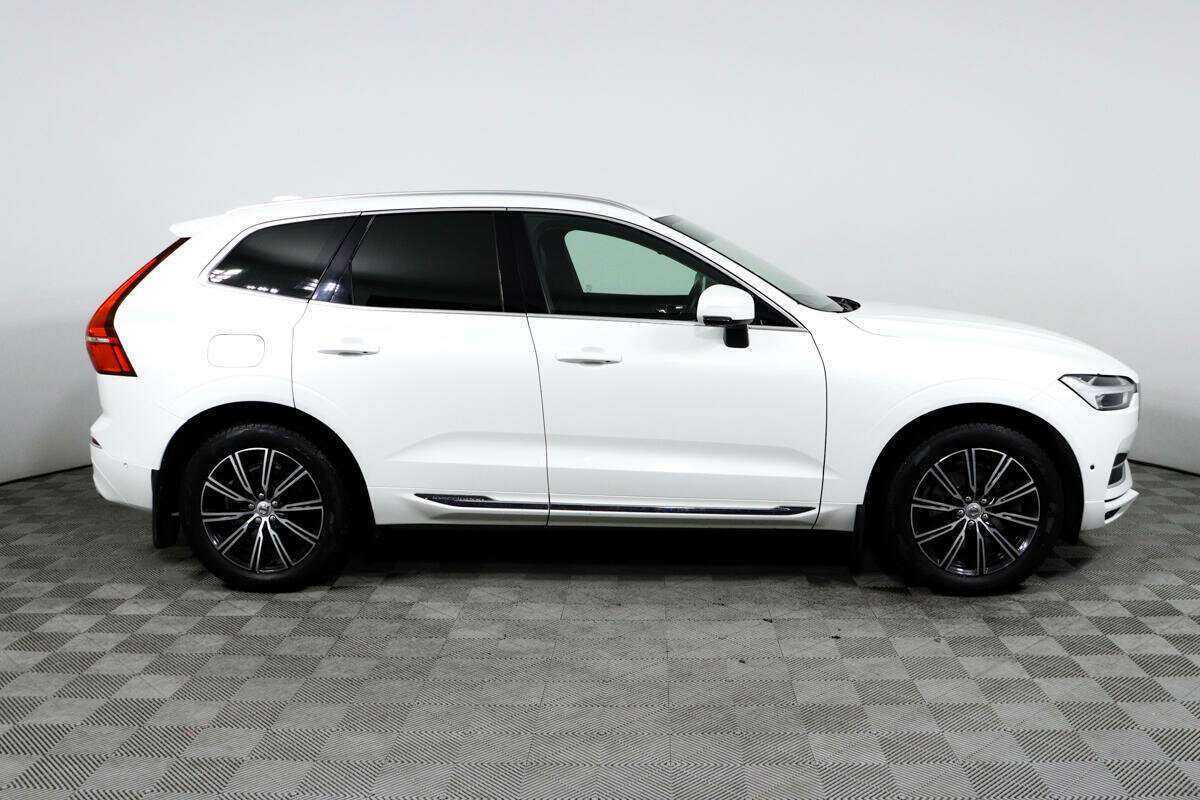 Volvo XC60, 2018 - фото №4