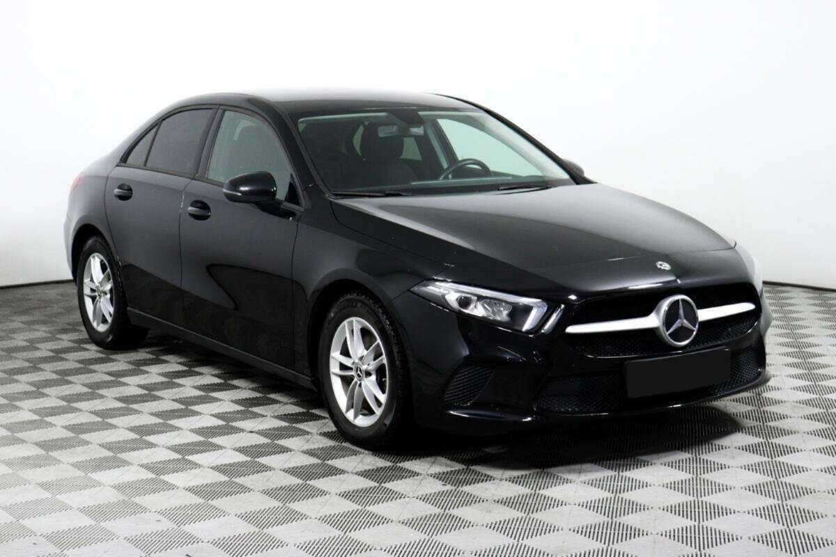 Mercedes-Benz A-Класс 200, 2019 - фото №3