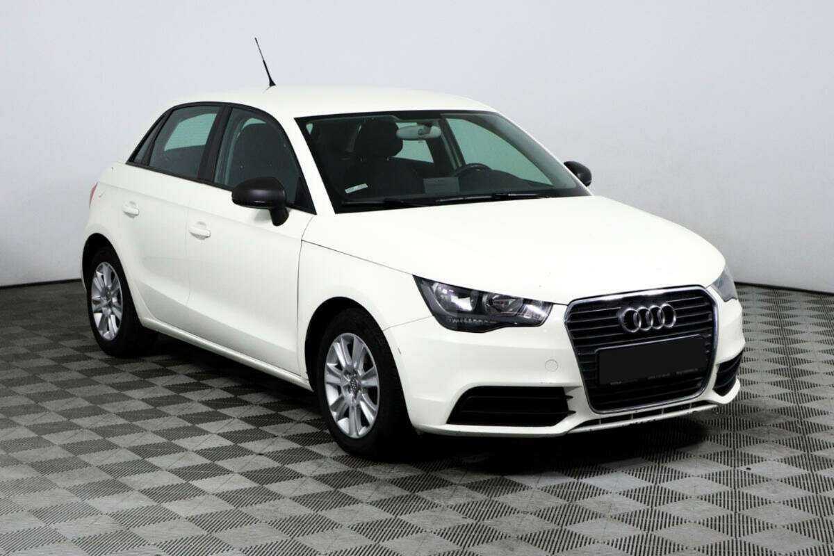 Audi A1 Sportback, 2012 - фото №3