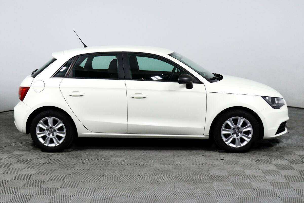 Audi A1 Sportback, 2012 - фото №4