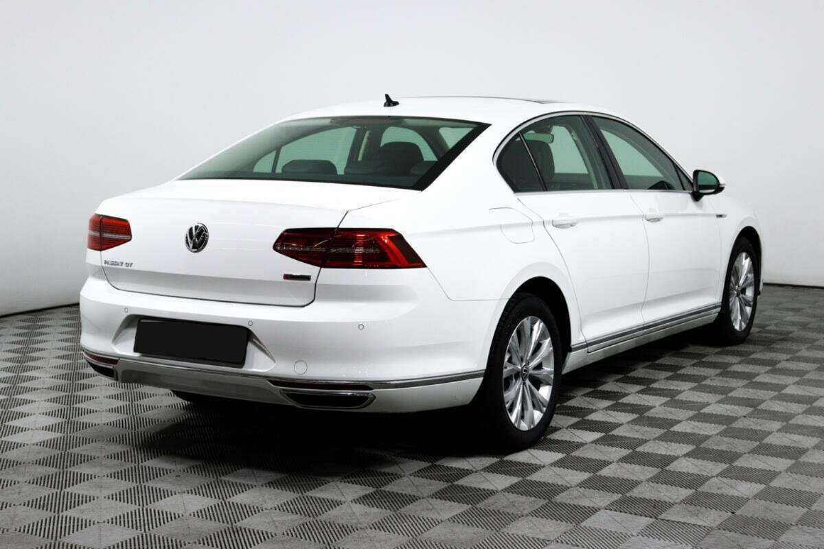 Volkswagen Passat DSG7, 2018 - фото №4