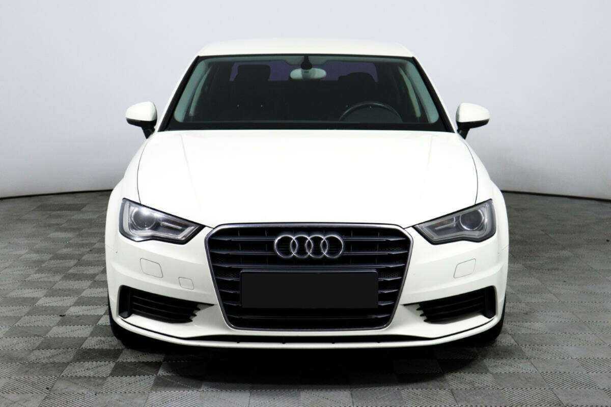 Audi A3, 2015 - фото №2