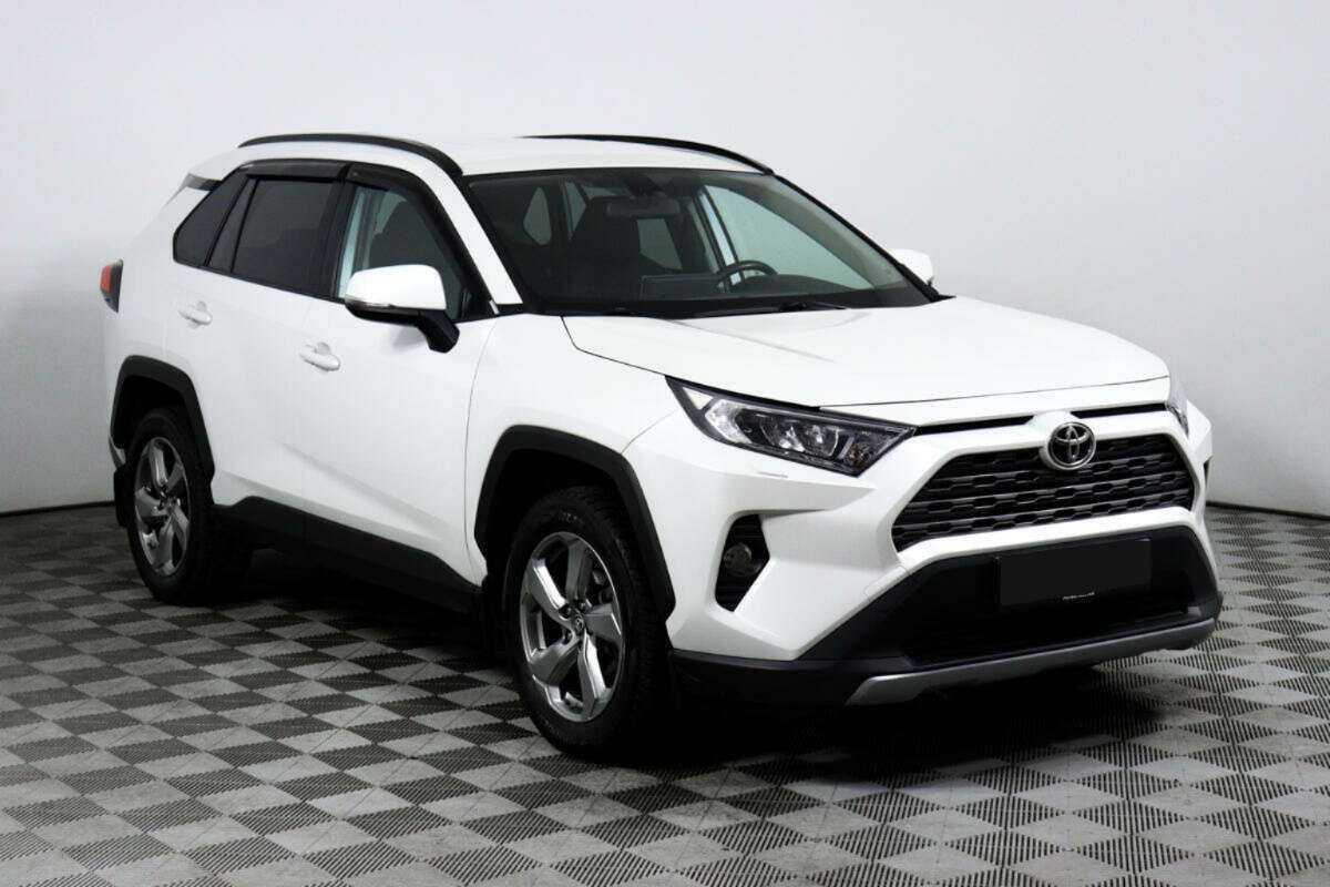Toyota RAV4, 2020 - фото №3