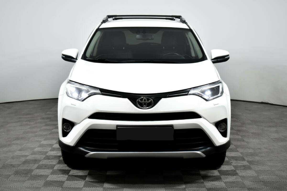 Toyota RAV4, 2018 - фото №2