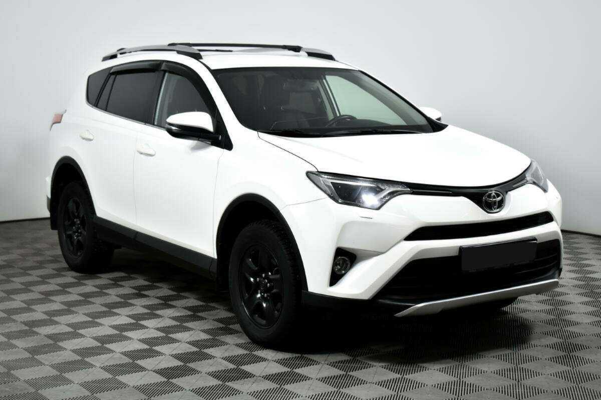 Toyota RAV4, 2018 - фото №3