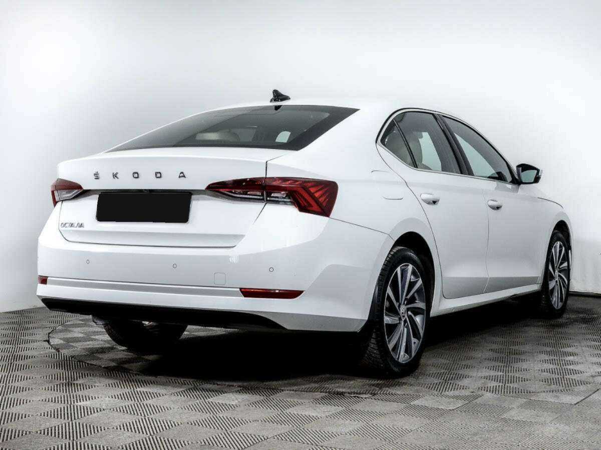 Skoda Octavia, 2021 - фото №4