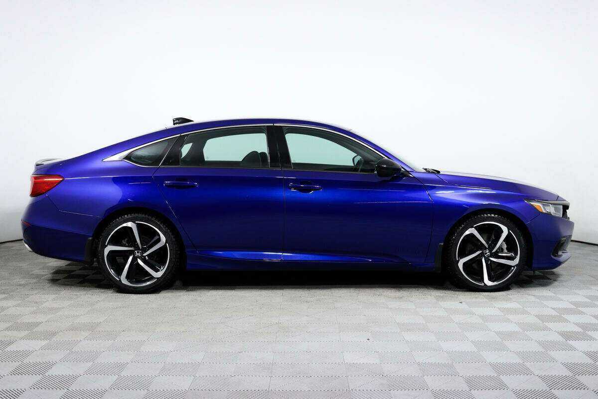 Honda Accord, 2022 - фото №4