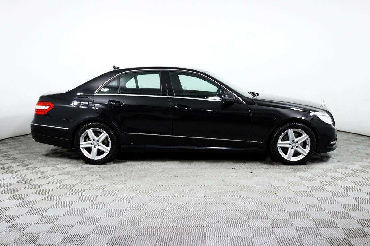 Mercedes-Benz E-Класс 300, 2012 - фото №4