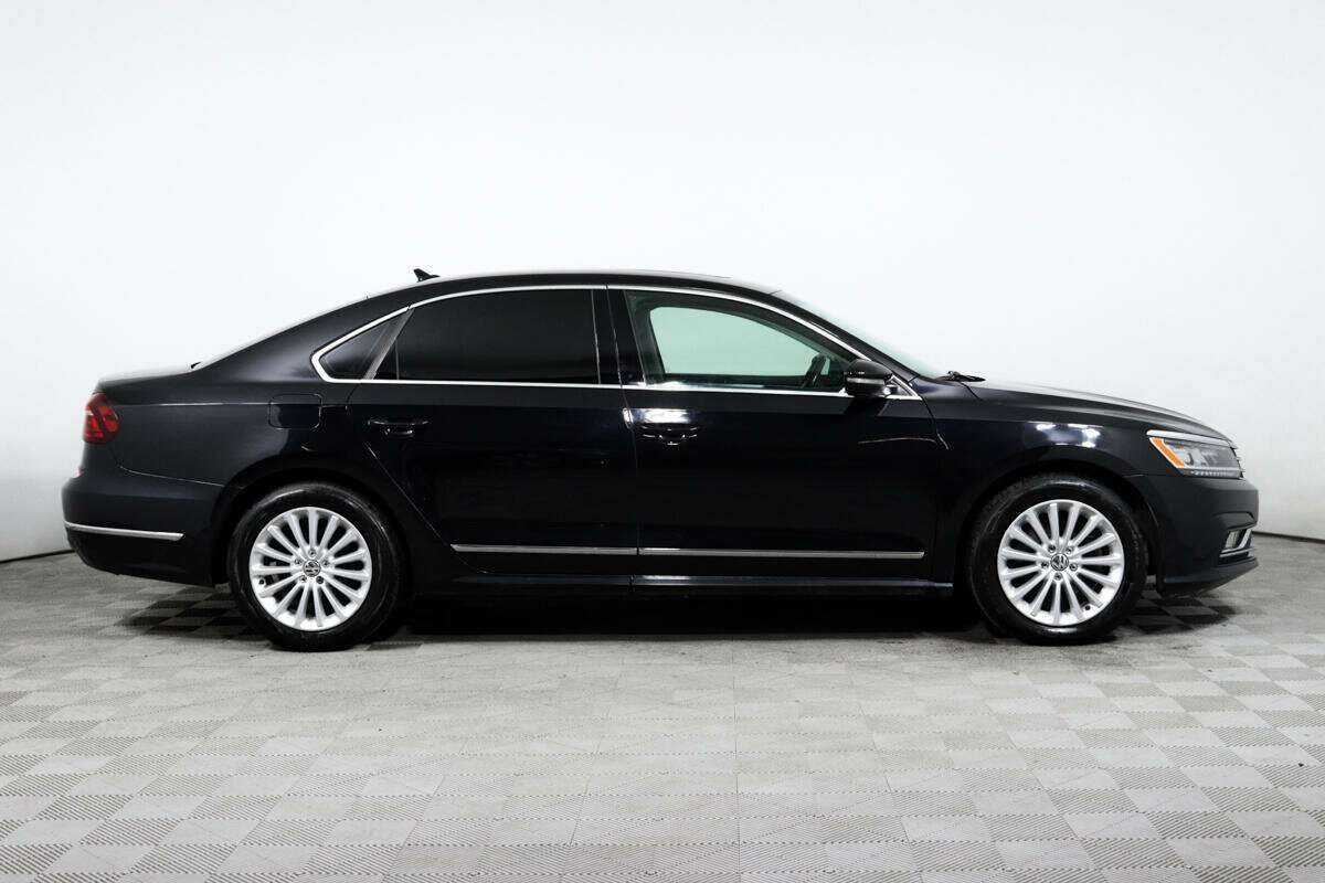Volkswagen Passat, 2017 - фото №4