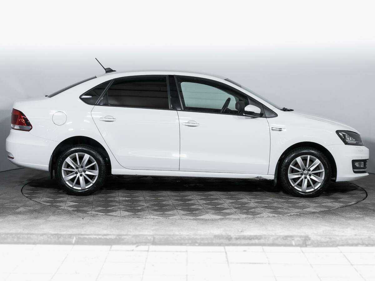 Volkswagen Polo, 2018 - фото №4