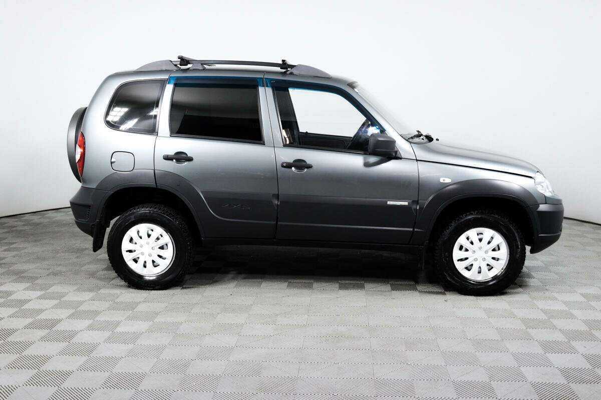 Chevrolet Niva, 2014 - фото №4