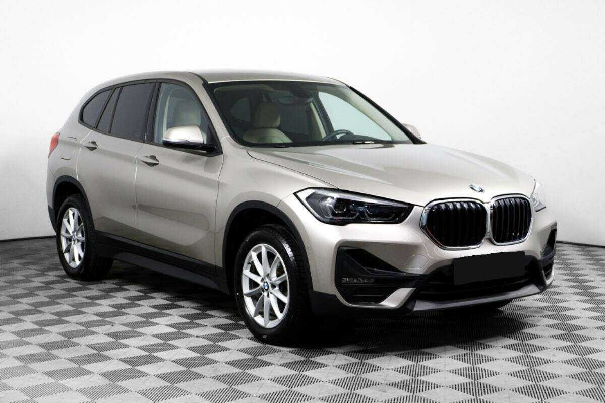 BMW X1 Long 20Li sDrive, 2020 - фото №3