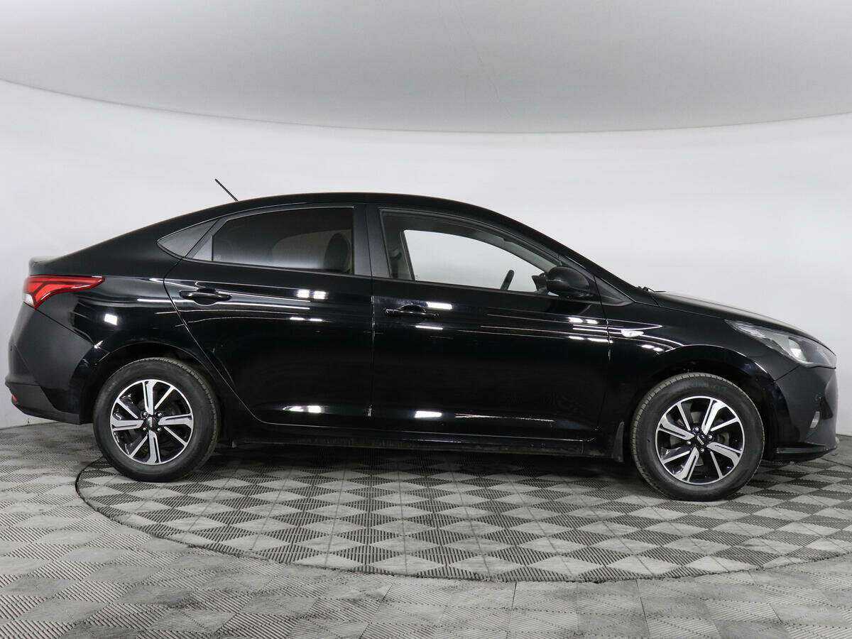 Hyundai Solaris, 2022 - фото №4