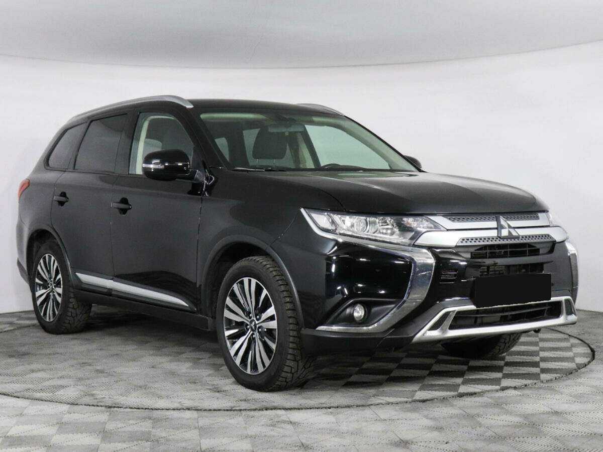 Mitsubishi Outlander, 2018 - фото №3